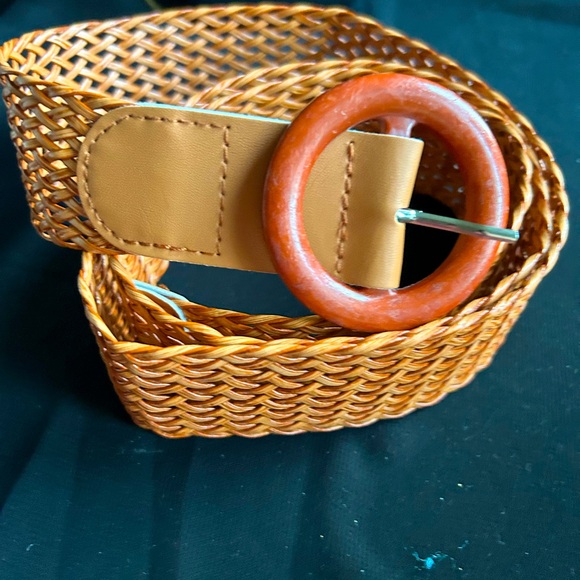 Vintage Accessories - VTG Woven Tan Belt with Orange Buckle. Unbranded